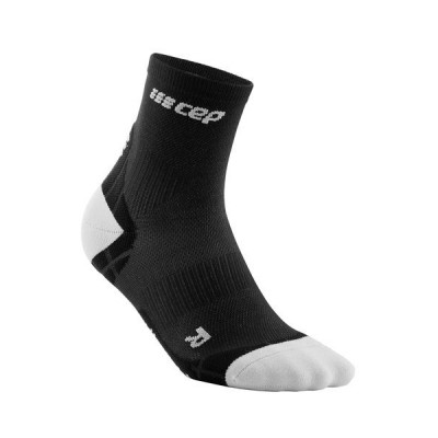 CEP krátke kompresné ponožky ultralight 2 pánske čierne