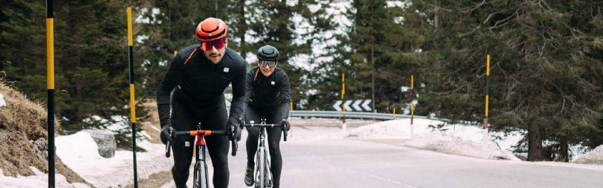 Ako sa obliecť do chladného jesenného počasia pri cyklistike?