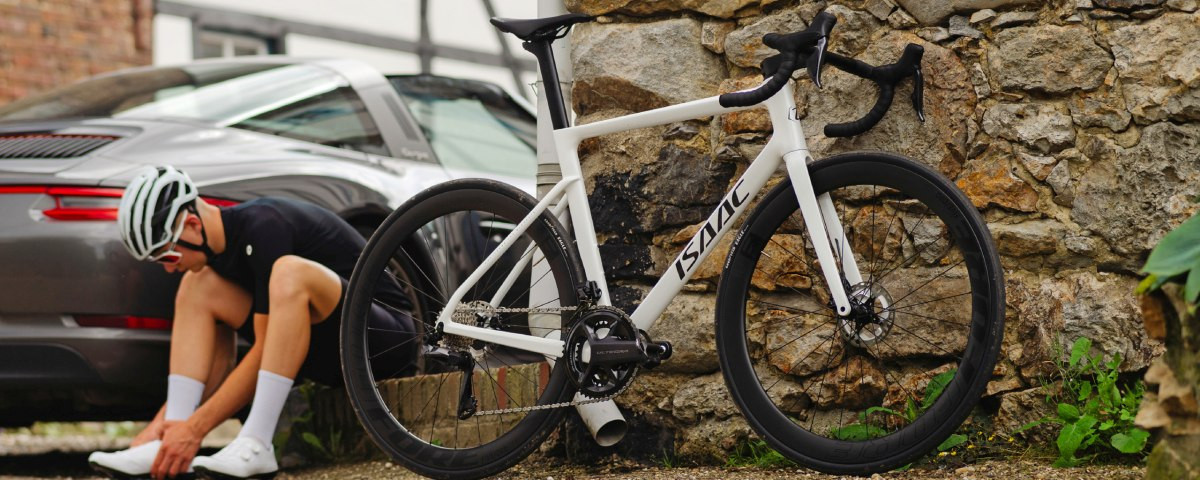 Cestný endurance bicykel Isaac Boson Mineral White