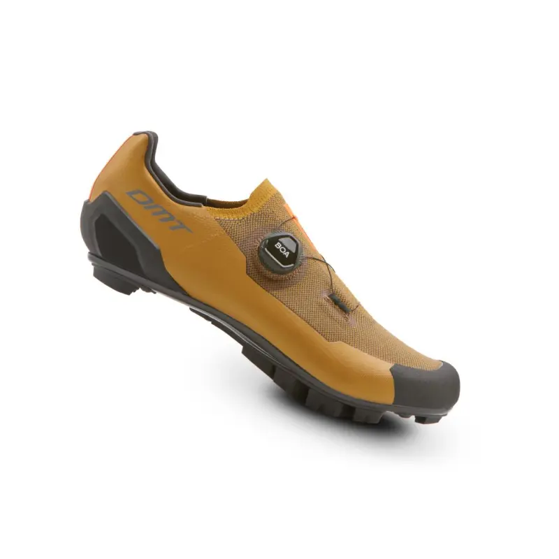 Cyklistické Horské MTB tretry DMT KM30 hnedé