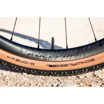 Vypletené kolesá FULCRUM RAPID RED CARBON  28“  - Orech N3W
