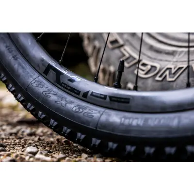 Vypletené kolesá FULCRUM RED ZONE CARBON 29 Boost 29“  - Orech HG11