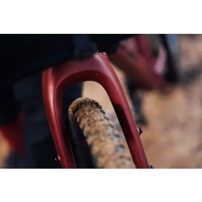 GHOST Asket Advanced AL Red/Black
