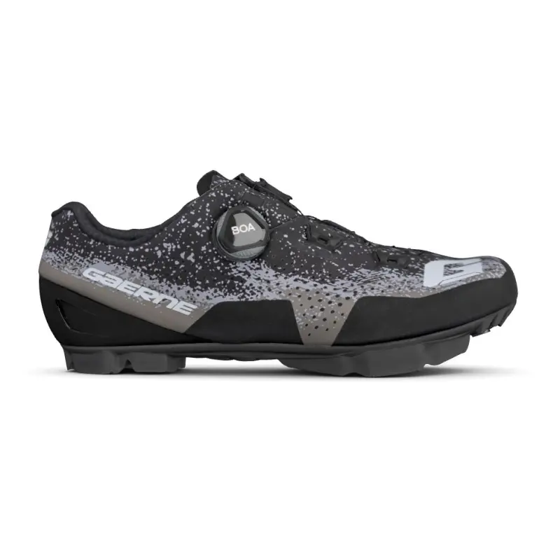 Tretry GAERNE G. Lampo Matt Black