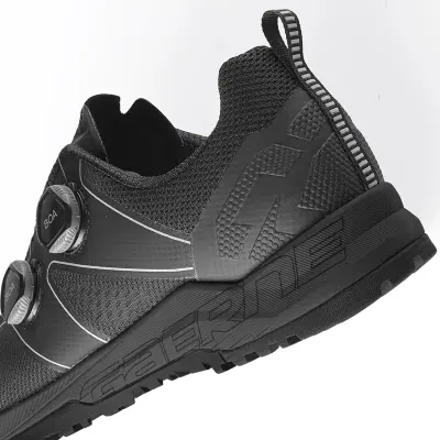 Tretry GAERNE G.Quasar Black