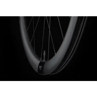 Karbonová kola RYOT44 (44 mm), FFWD 2:1, MattBlack, plášť