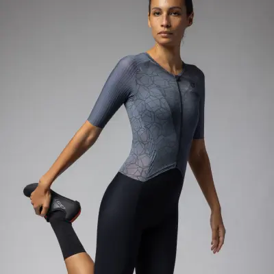 Cyklistická kombinéza ALÉ dámská BEYOND TRIATHLON