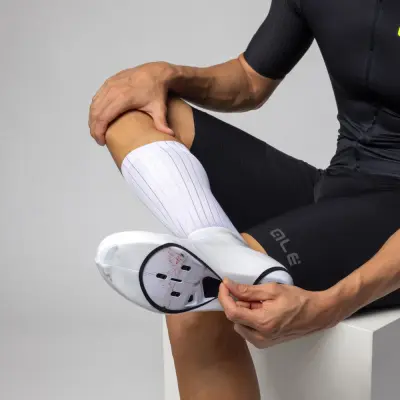 Aerodynamické návleky na tretry ALÉ WHIZZY SHOECOVER 