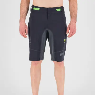 Outdoorové krátke nohavice pánske Karpos Ballistic Evo čierne/tmavosivé