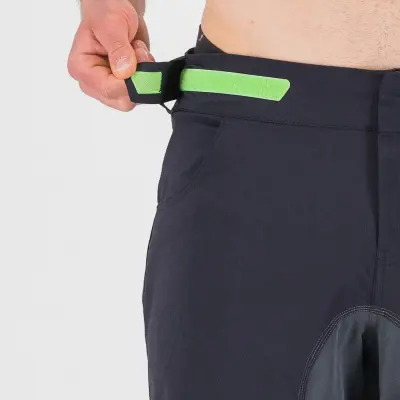 Outdoorové krátke nohavice pánske Karpos Ballistic Evo čierne/tmavosivé