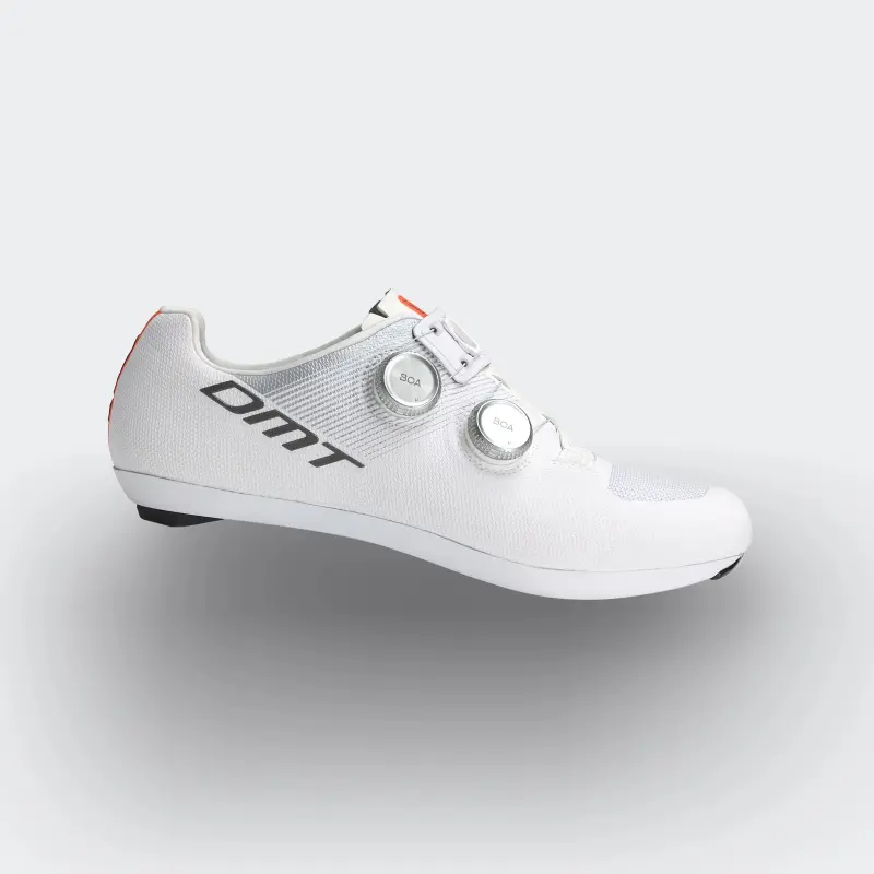 Cestné cyklistické tretry DMT KR0 25 čierne/biele