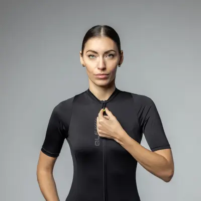 letny-cyklisticky-dres-ale-cycling-damsky-pragma-color-block-cierny