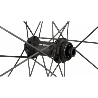 Cestné hliníkové zapletené kolesá DT Swiss P1800 DB 30 mm čierne SRAM/Shimano centerlock