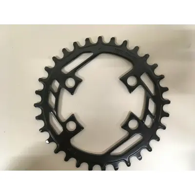 GT BCD76 Chainring 32T w Black Bolts Množ. Uni