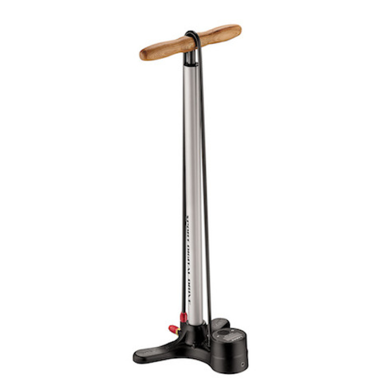 Pumpa Lezyne Sport Digital Drive strieborná