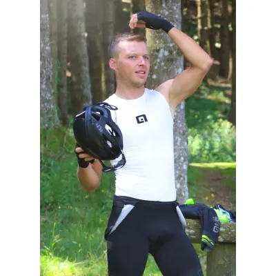 cyklisticka-funkcna-vrstva-ale-s-summer-biela