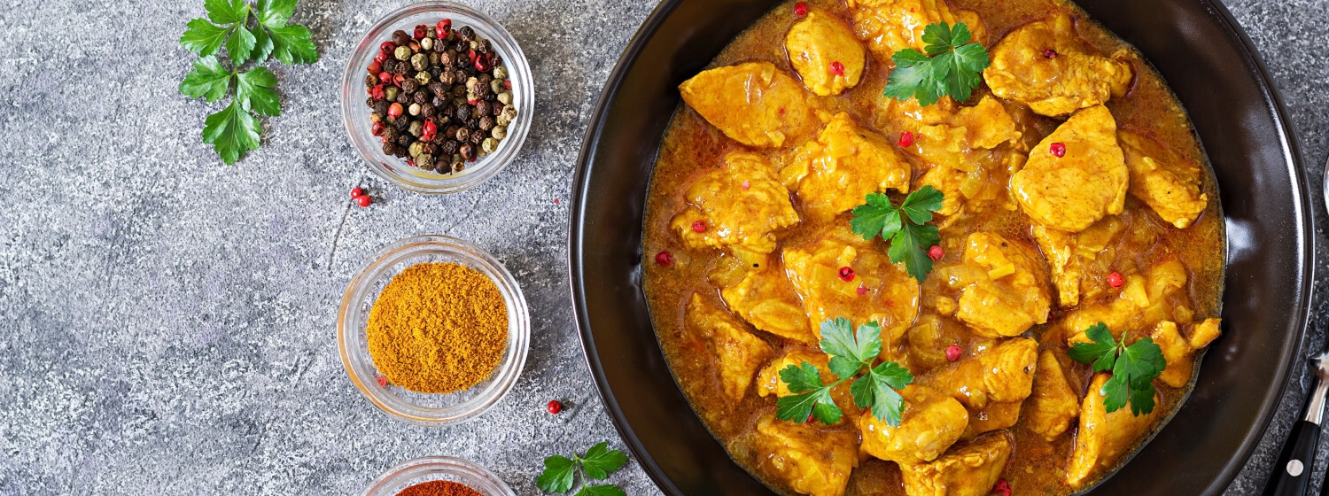 Recept: Indické kuracie kari so škoricou a paradajkami