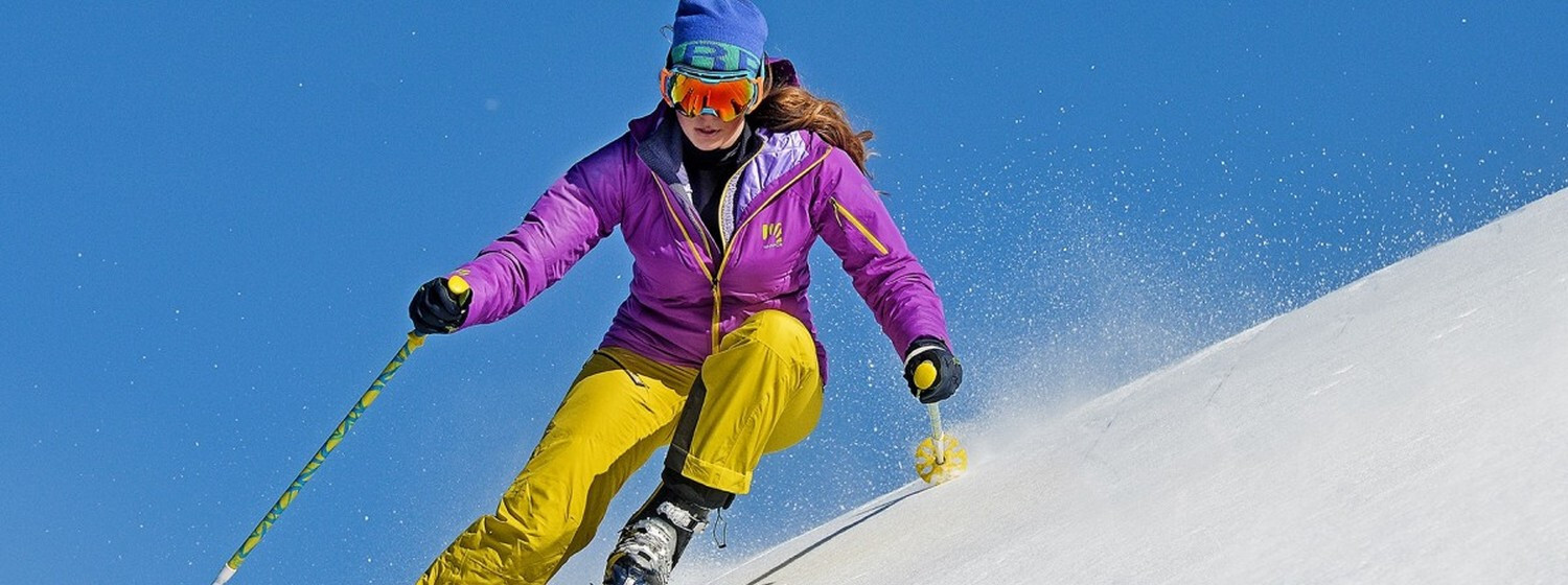 Vyberáme dámske outdoor bundy Karpos na zimu v rozpočte do 250 eur
