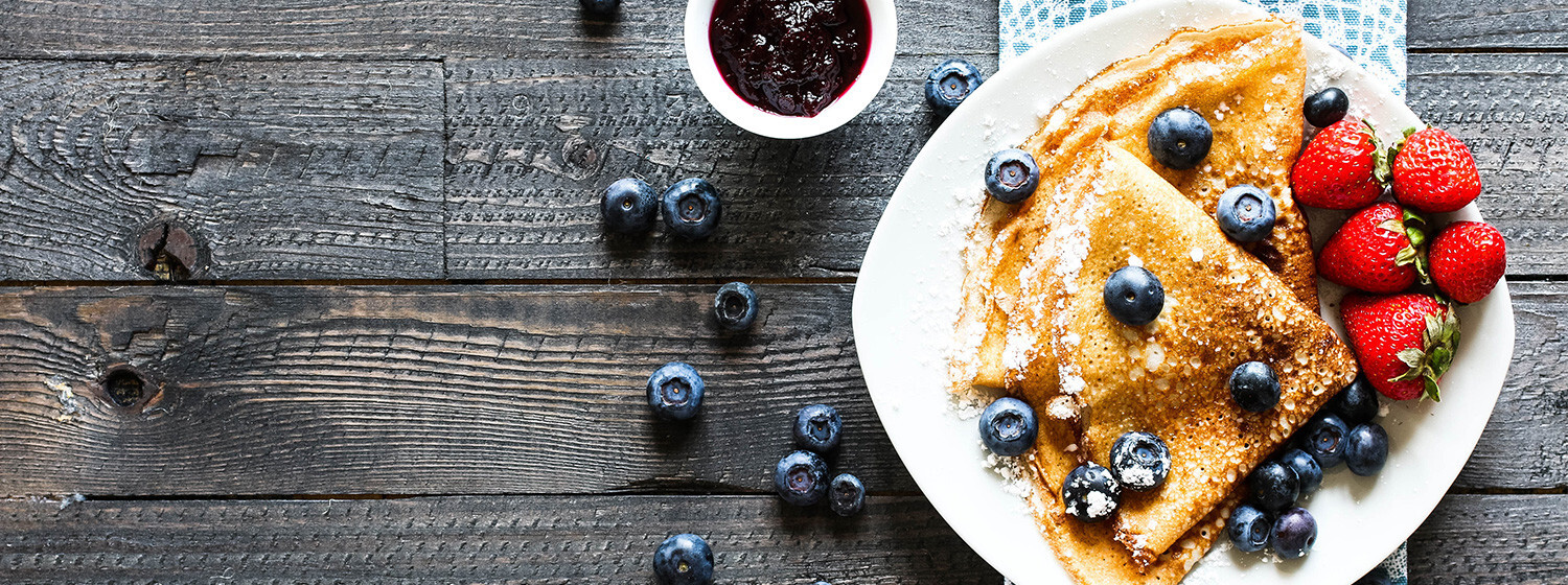 Recept na špaldové palacinky so syrom ricotta a s lesným ovocím