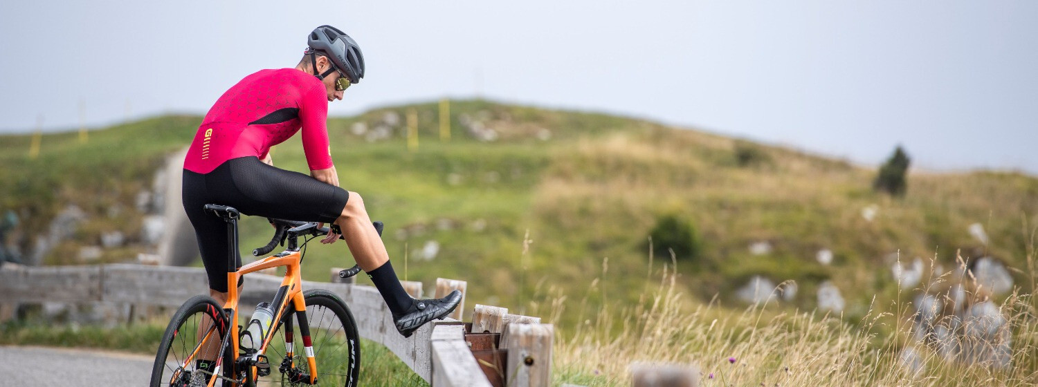 Najčastejšie príčiny bolesti kolena pri bicyklovaní a tipy, ako sa vyhnúť zraneniu