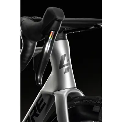 APIERRE Xelius DRS 8.0 AXS Chrome Glossy