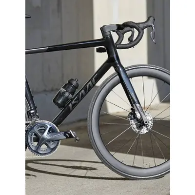 Cestný bicykel Isaac Boson 