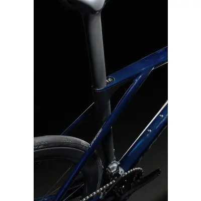 APIERRE Xelius DRS 10.0 Translucent Hex Blue