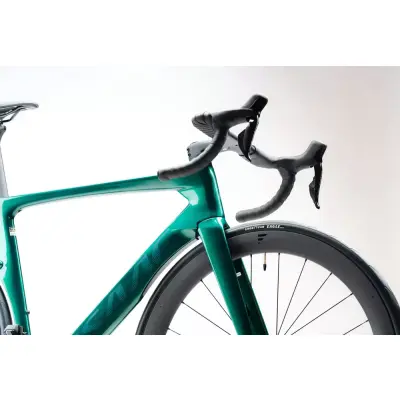 Silniční kolo Isaac Meson Jade Green Custom