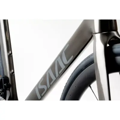 Silniční kolo Isaac Boson Sonic Silver Custom