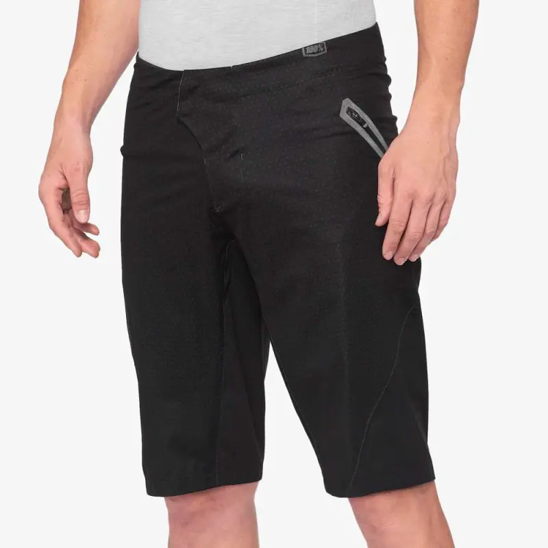 HYDROMATIC Shorts Black