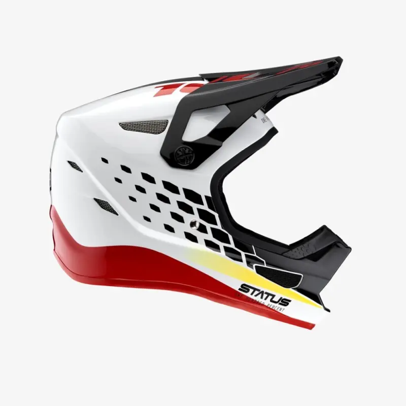 STATUS Helmet