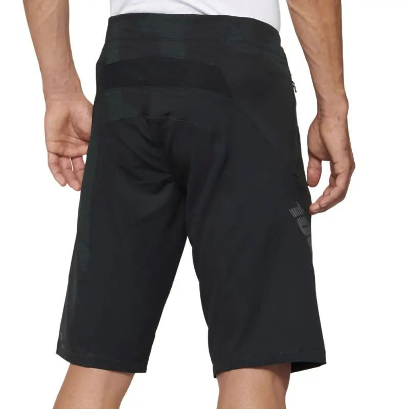 AIRMATIC LE Shorts Black Camo