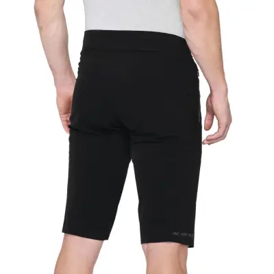 CELIUM Shorts Black
