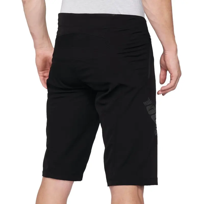 AIRMATIC Shorts Black