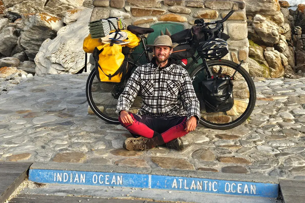 Cyklocestovateľ Laco Branickýá Afrika