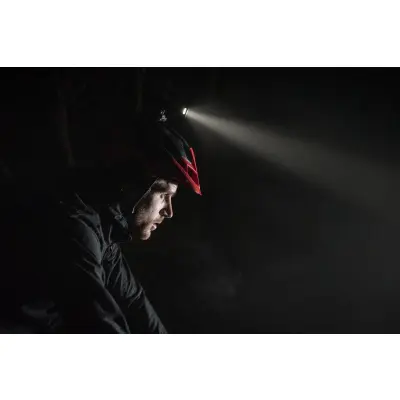 Varia  UT800 - smart cyklo-svetlo predné, Trail Edition