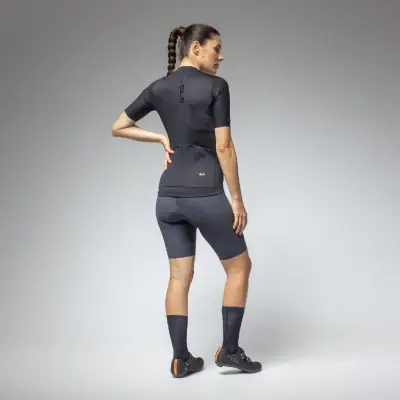 Letny-Cyklisticky-Dres-Damsky-Ale-Cycling-Pr-E-Earthy-Style-Cierny