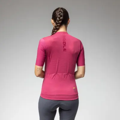 Letny-Cyklisticky-Dres-Damsky-Ale-Cycling-Pr-E-Earthy-Style-Cerveny