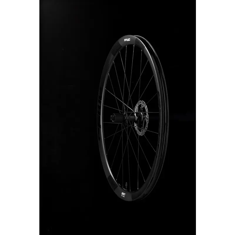 Karbonová kola DRIFT (36 mm), FFWD 2:1, MattBlack, plášť