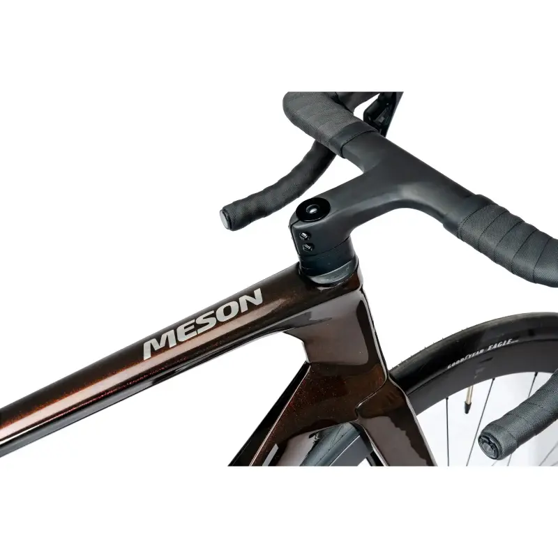 Cestný bicykel Isaac Meson Ruby Red DuraAce Di2 DT Swiss ARC veľkosť XL