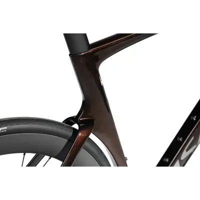 isaac-meson-ruby-red-duraace-di2-xl-5