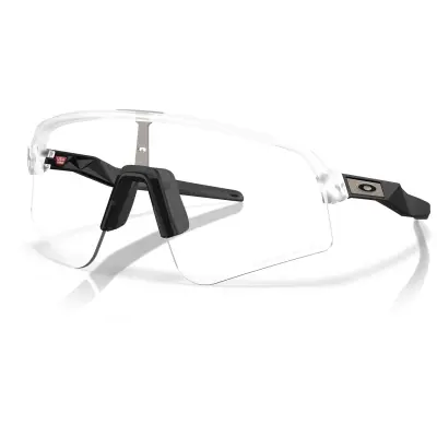 Oakley-Oo9465-3939-Sutro-Lite-Sweep-Matte-Clear-Photochromic-01-2024447