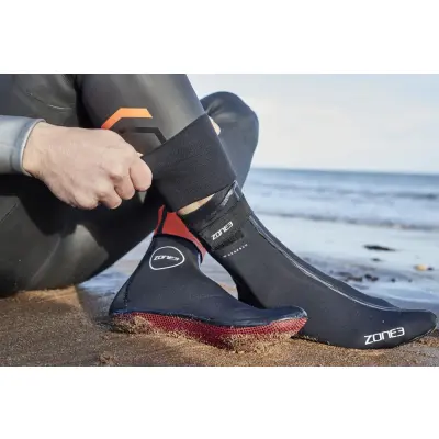 Neoprenove-Ponozky-Na-Triatlon-Heat-Tech-Zone3-Ciernecervene
