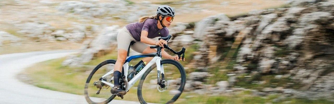 Ako si vybrať cyklistický dres: všetko, čo by si mal vedieť