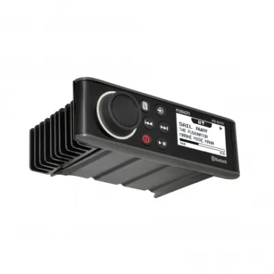 FUSION 70 námorné rádio s Bluetooth 