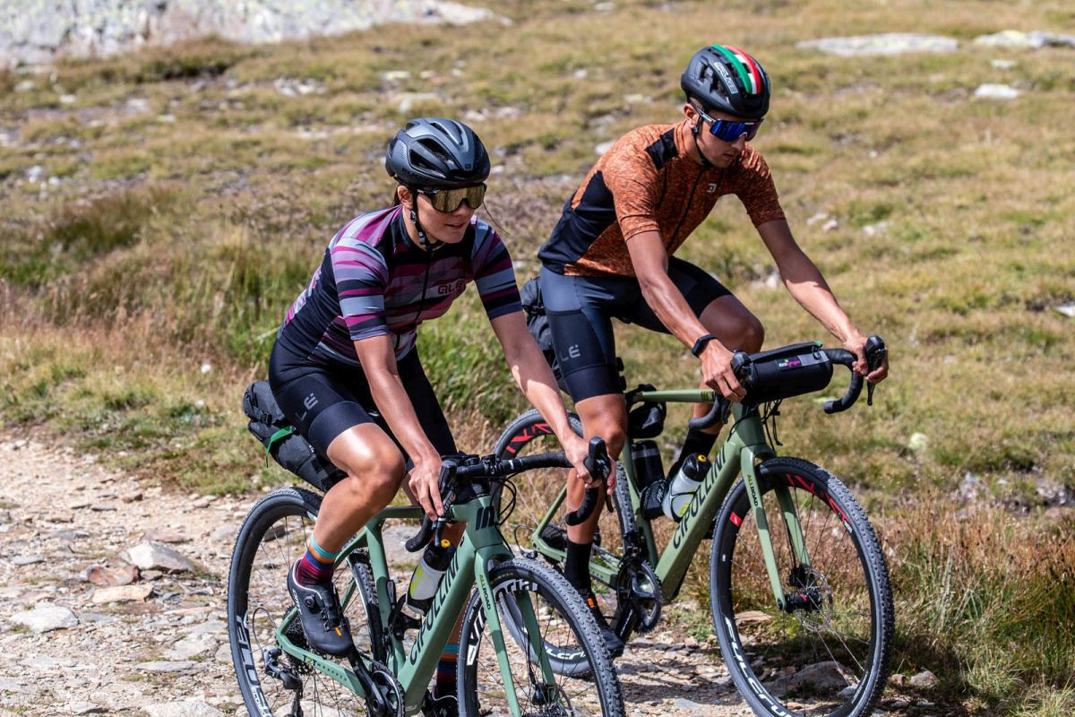 MTB dresy a nohavice ALÉ Cycling.