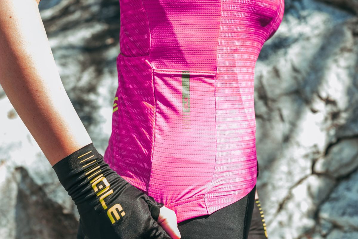 Dámsky dres ALÉ Green Road Bočné eko vrecko dresu Green Road