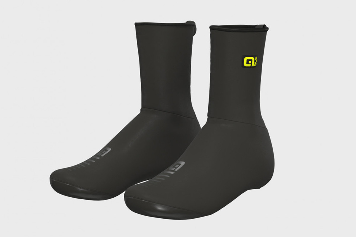 Vodeodolné návleky na tretry Alé Cycling Accessori Rain Návleky na tretry slúžia na ochranu nôh pred chladom a vodou